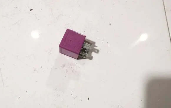 Audi A6 S6 C6 4F Other relay 431951253G