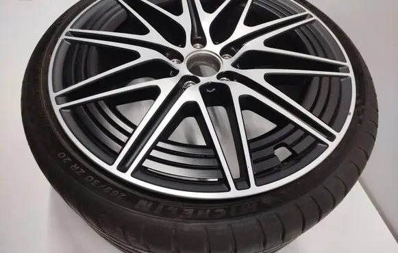 Mercedes-Benz C W206 R20 alloy rim A2064012600 FF1