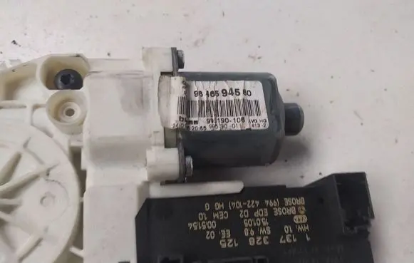 Peugeot 407 Front door window regulator with motor 9646594580