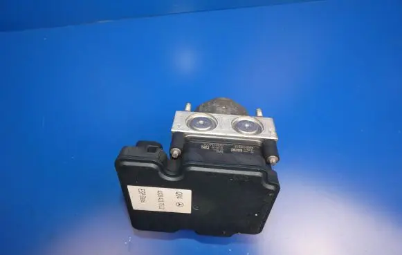 Mercedes-Benz B W246 W242 ABS Pump A0084317512