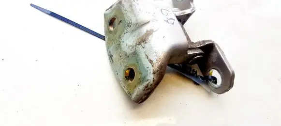 KIA Cerato Tailgate/trunk/boot hinge