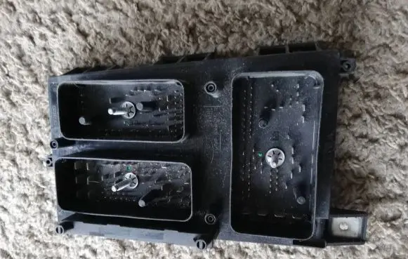 Opel Zafira A Fuse box set 74338100