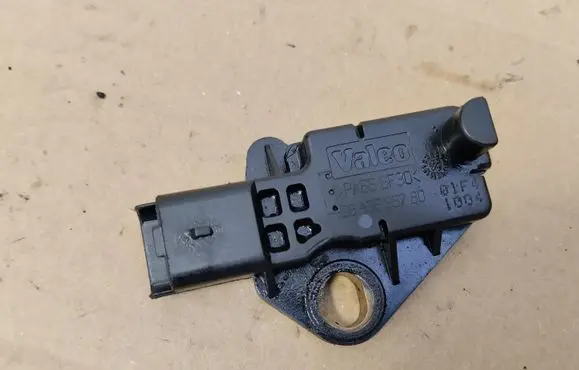 Ford Focus C-MAX Crankshaft speed sensor 9643695780