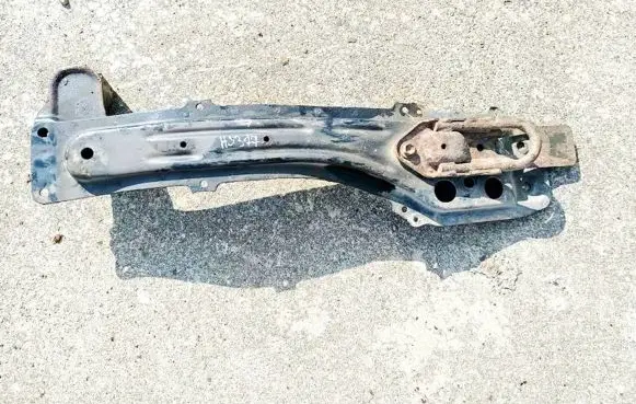 Toyota Corolla Verso E121 Front subframe
