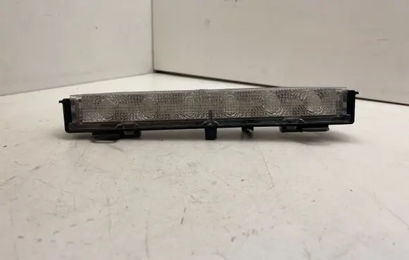 Volkswagen Jetta VI Third/center stoplight