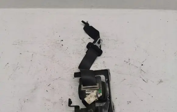 KIA Pro Cee'd II Rear seatbelt