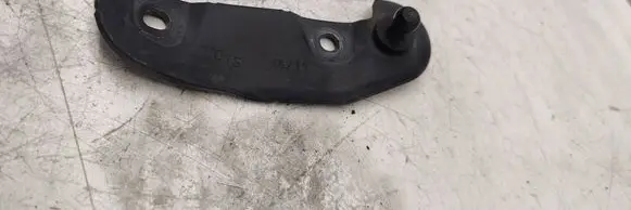 Volkswagen PASSAT B8 Shock absorber/damper mounting bracket 3G9827428