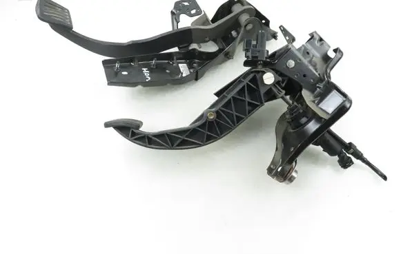 Ford S-MAX Pedal assembly 6G922D094JF 6G927B633NK