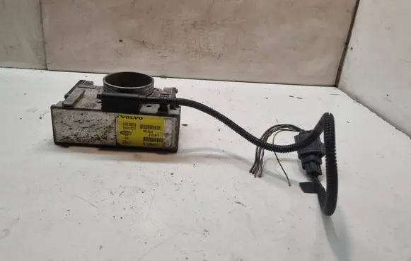 Volvo V70 Throttle valve 8644344 410C3MS9G 06W510201