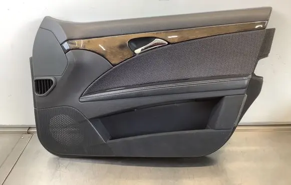 Mercedes-Benz E W211 Front door card panel trim A2117270214 8329275