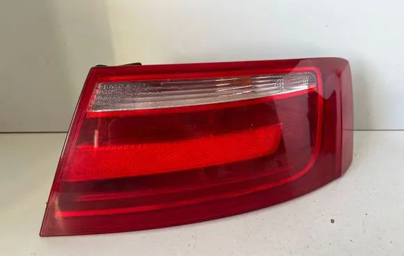 Audi A5 8T 8F Rear/tail lights 8T0945096 AH484