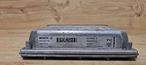 Volvo S70 V70 V70 XC Engine control unit/module 0281001776