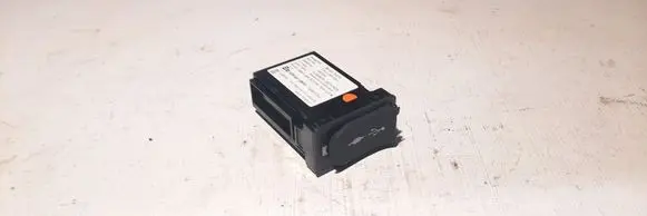 Lexus RX 450H USB socket connector 8619078010