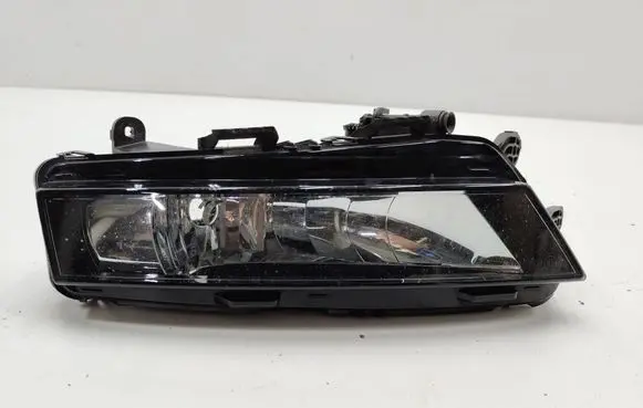 Skoda Octavia Mk3 (5E) Front fog light 5E0941699F