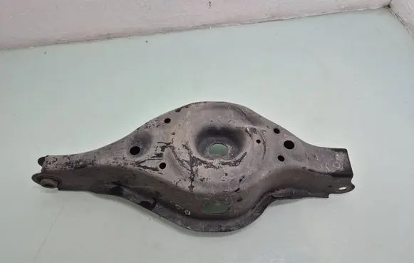 Infiniti QX60 L50 Rear upper control arm/wishbone 