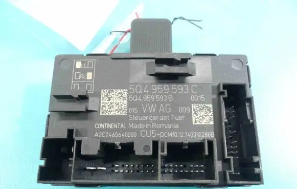 Seat Leon (5F) Central body control module 5Q4959593C IMPRK1147452