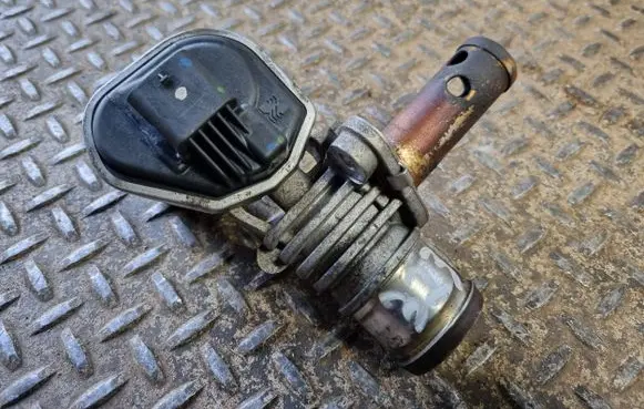 Jeep Grand Cherokee EGR valve