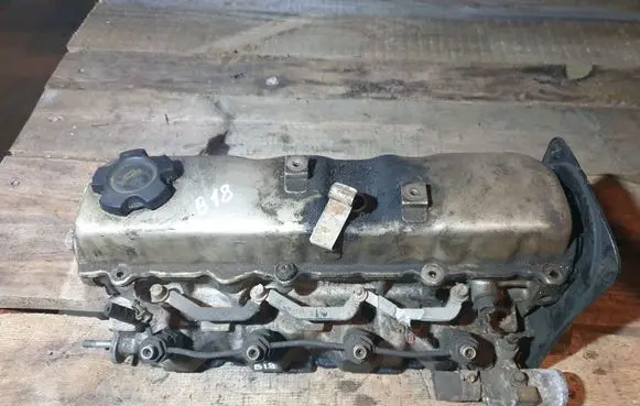 Nissan Sunny Engine head 57J
