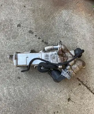 BMW 5 F10 F11 EGR valve cooler 7822350 221102