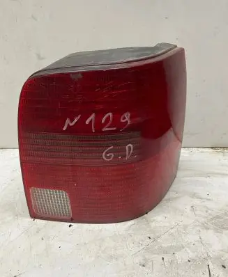 Volkswagen PASSAT B5 Rear/tail lights 3B9945257