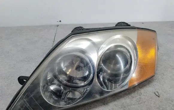 Hyundai Coupe Headlight/headlamp 921012CXXX