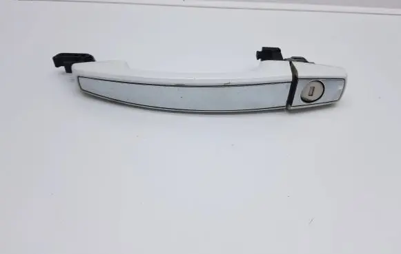 Chevrolet Trax Front door exterior handle 13500027
