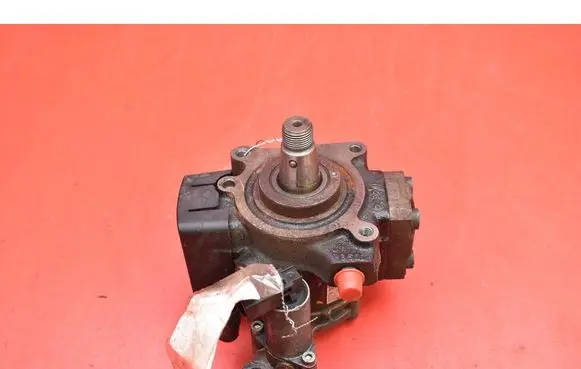 Volkswagen Cross Polo Fuel injection high pressure pump 03L130755E