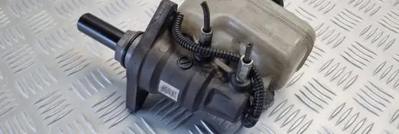 Lexus IS 220D-250-350 Master brake cylinder