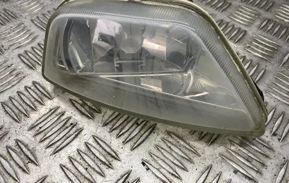 Ford Focus Front fog light 2M5115201AG