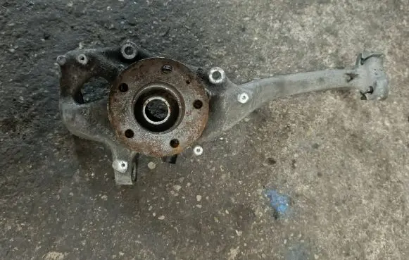 Audi A6 C7 Front wheel hub 8K0407258