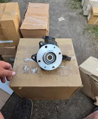 Peugeot 206+ Front wheel hub spindle knuckle 364675