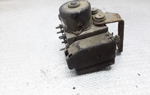 Ford Focus ABS Pump 5WK84031