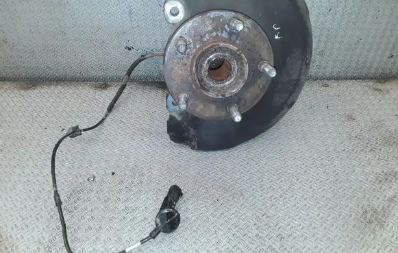 Mitsubishi Outlander Front wheel hub spindle knuckle