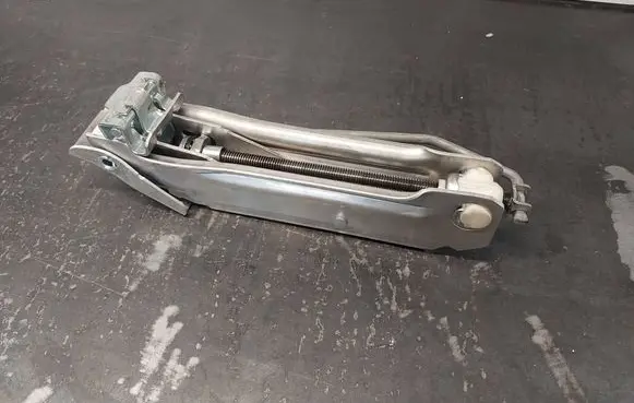 Audi A4 S4 B7 8E 8H Lift Jack 8E0011031M