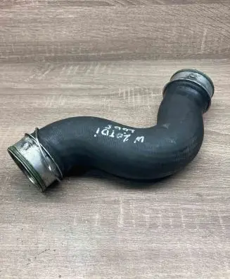 Audi A3 S3 8P Intercooler hose/pipe 1K0145832E