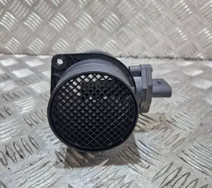Volkswagen PASSAT B5 Mass air flow meter PBTGF30