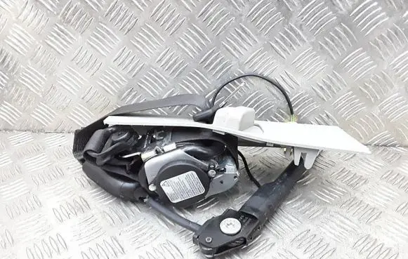 Opel Zafira C Front seatbelt 620611500