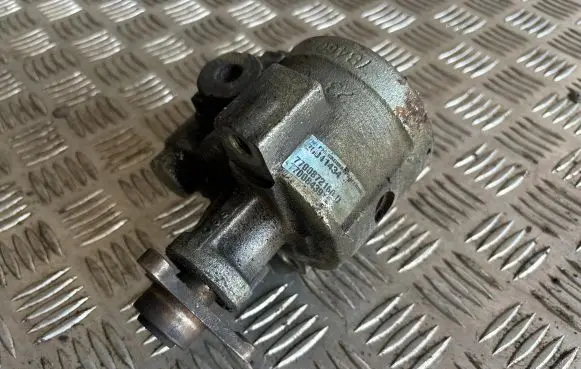Volvo S40, V40 Power steering pump 26041434 7700872160D 7700843918