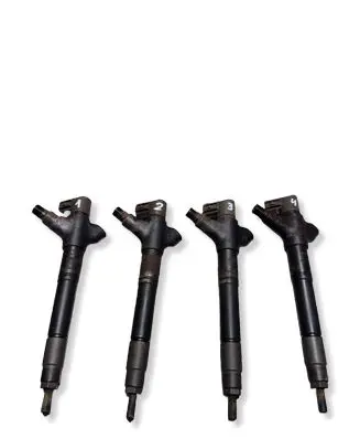 Toyota RAV 4 (XA40) Fuel injectors set 236700R090