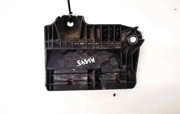 Battery bracket