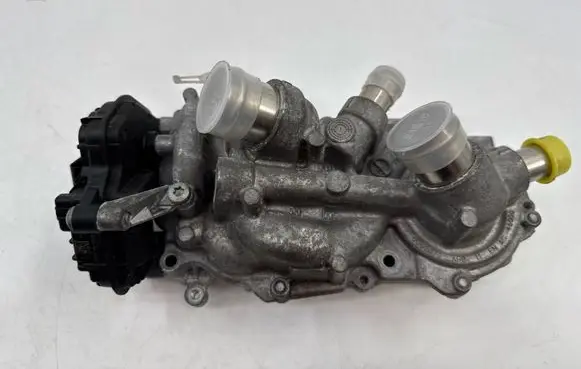 Audi A3 S3 8V Water pump 05E907593