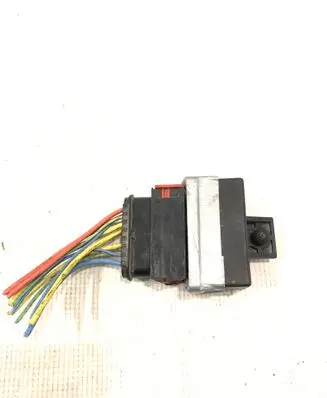 Peugeot 308 Fuel injection pump control unit/module 240107