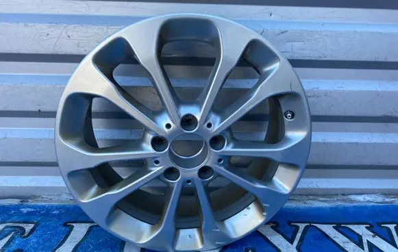 Mercedes-Benz GLA W156 X156 R17 alloy rim A1564011700
