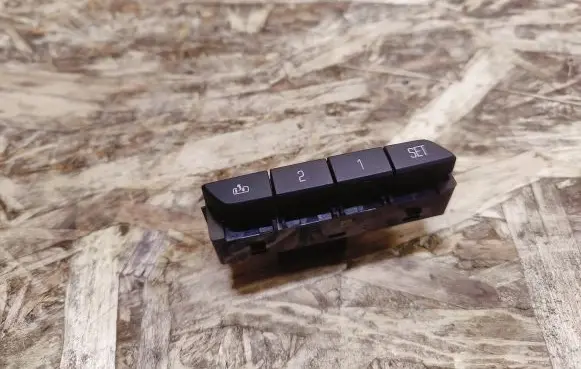 Cadillac XTS Seat memory switch 22998365
