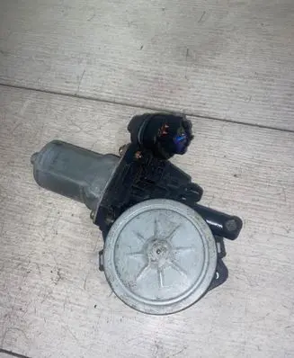 Mitsubishi Grandis Rear door window regulator motor MR989947 0620402220