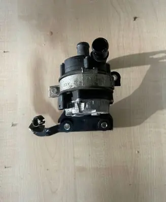 Maserati Quattroporte Electric auxiliary coolant/water pump 670005347