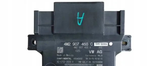 Audi Q7 4M Door control unit/module 4M2907468C