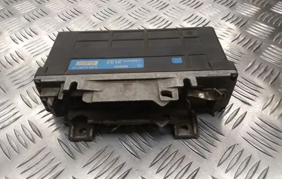 Mercedes-Benz E W124 ABS control unit/module 0055452132 0265101018