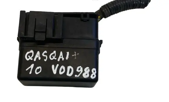 Nissan Qashqai+2 Fuse module 64200049