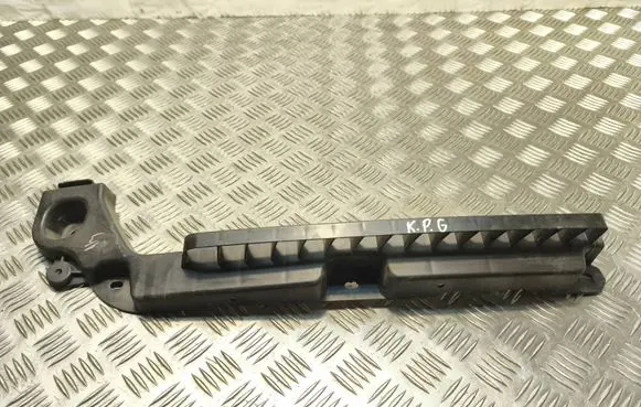 Skoda Fabia Mk3 (NJ) Rear bumper mounting bracket 6V6807863